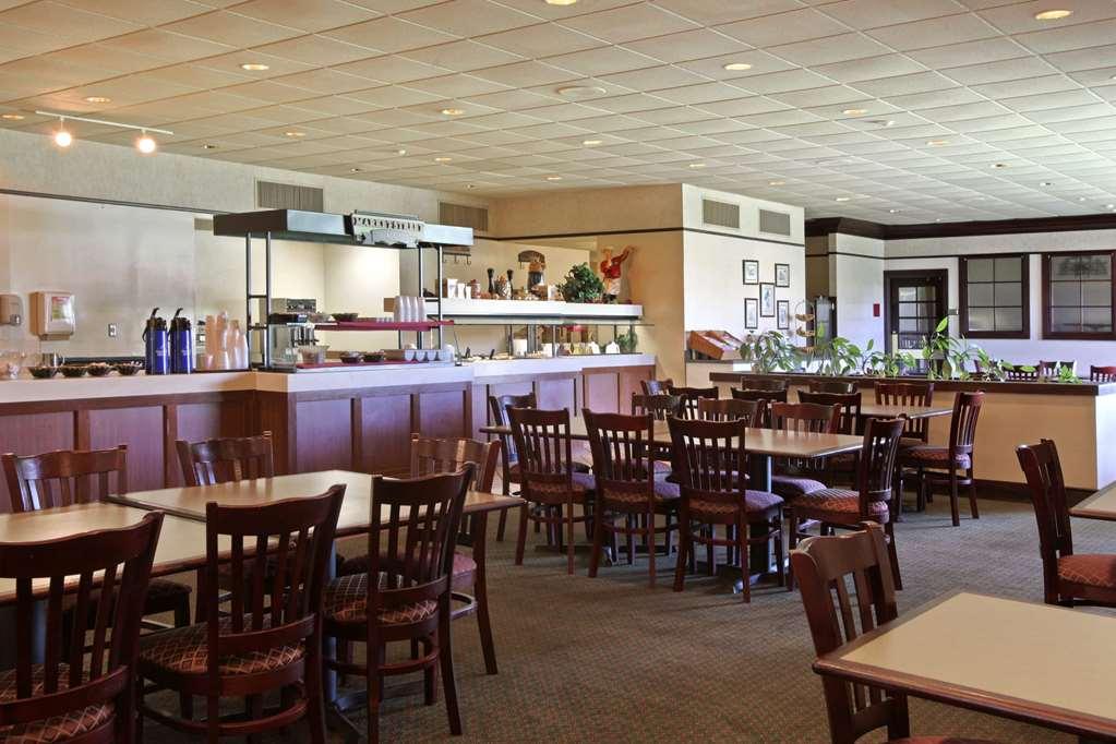 פלורנס Clarion Inn & Suites מתקנים תמונה