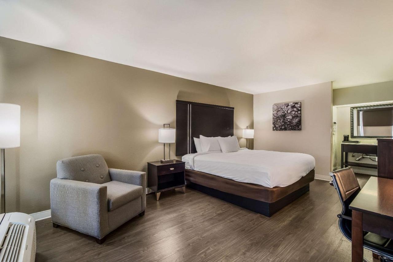 פלורנס Clarion Inn & Suites מראה חיצוני תמונה
