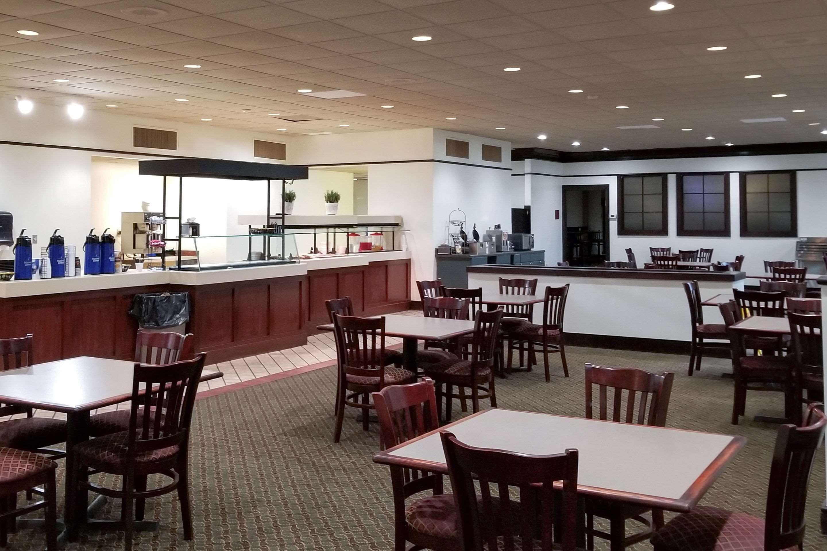 פלורנס Clarion Inn & Suites מראה חיצוני תמונה